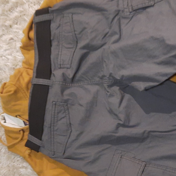 Shorts - Picture 2 of 3